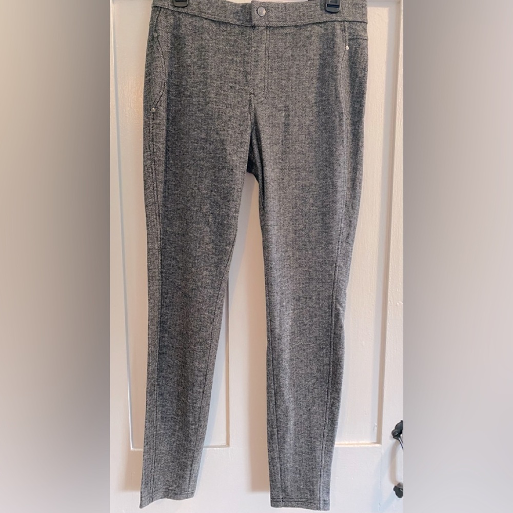 Women’s HUE leggings Herringbone Gray SzL